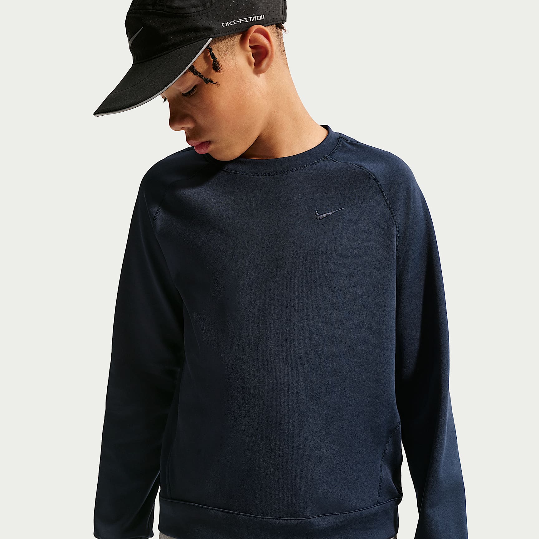 Nike Primary Nano Big Kids' (Boys') Dri-FIT UV Long-Sleeve Crew